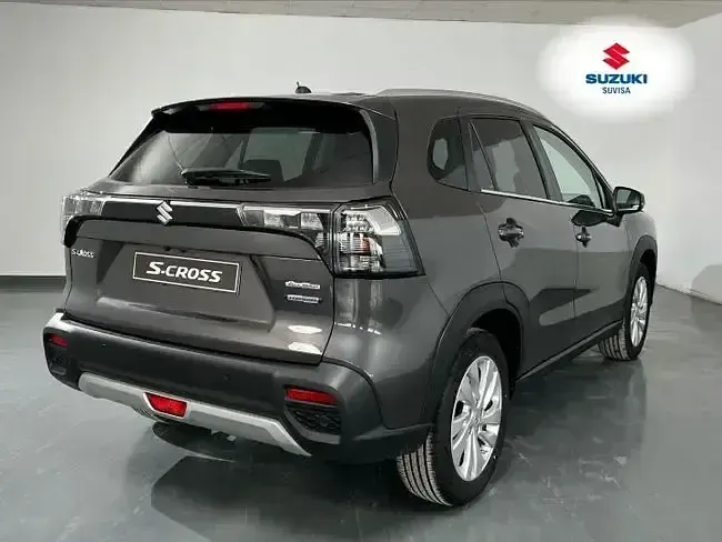 Nuevo Suzuki SX4 S-Cross 110 CV (80 kW) 2026 Gris SUV