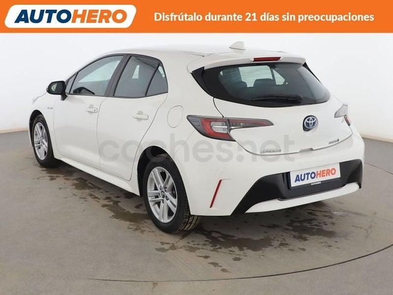 Usado Toyota Corolla Active 122 CV (89 kW) 2019 Blanco Berlina