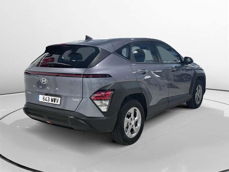 Usado Hyundai Kona 141 CV (103 kW) 2024 Gris SUV