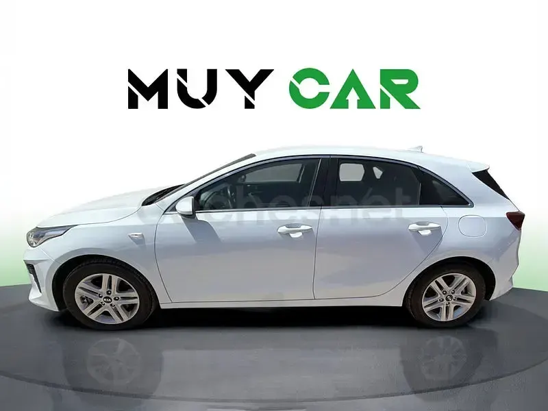 Usado Kia Ceed 115 CV (84 kW) 2019 Blanco Utilitario