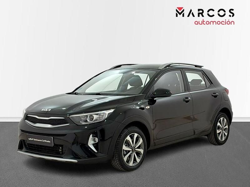 Negro Usado 2021 Kia Stonic SUV | 16.200 € (Precio justo) - Imagen 1/4