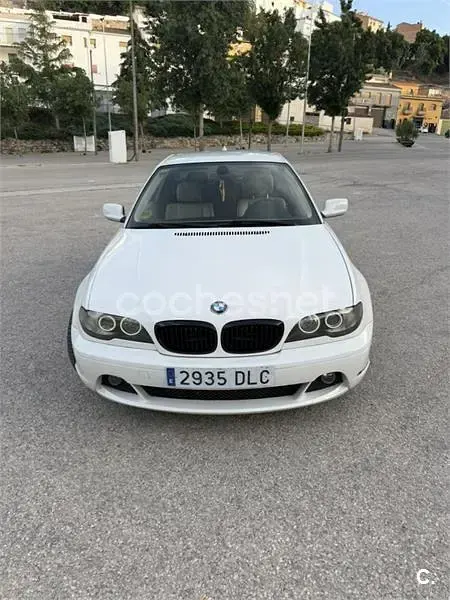 Usado BMW 320 150 CV (110 kW) 2005 Blanco Coupe