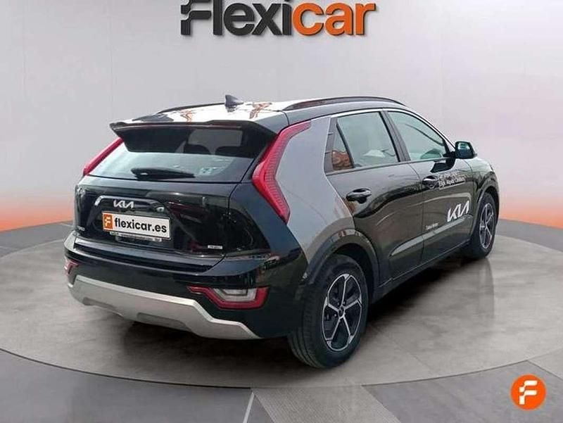 Usado Kia Niro 171 CV (125 kW) 2024 Negro SUV