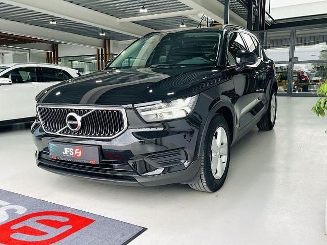 Usado Volvo XC40 130 CV (95 kW) 2021 Negro SUV