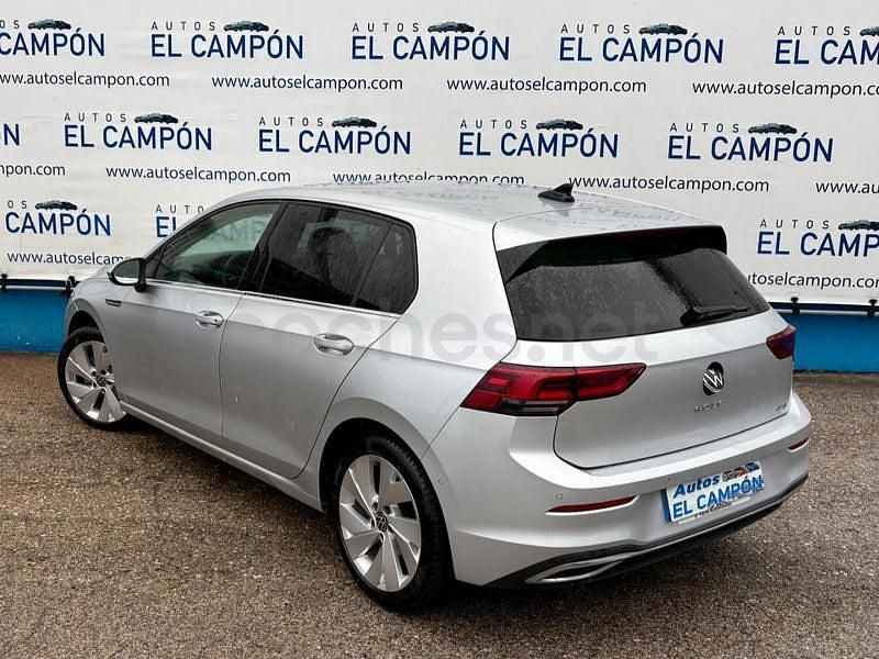 Usado VW Golf VIII Style 150 CV (110 kW) 2020 Gris / plata Berlina