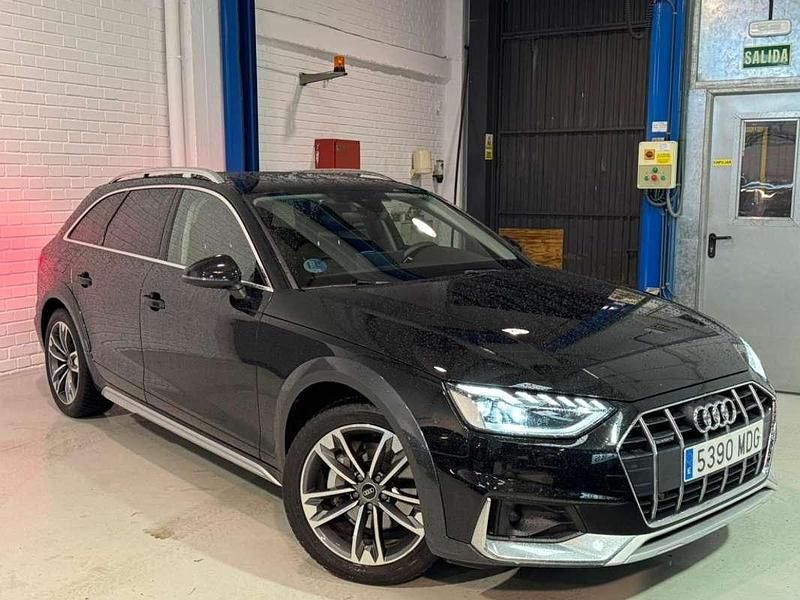 Usado Audi A4 Allroad Sport 204 CV (150 kW) 2023 Negro Familiar