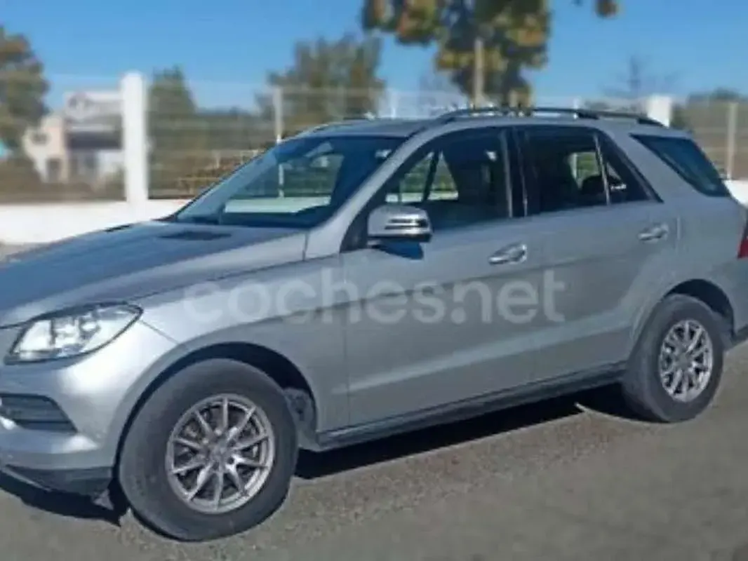 Usado Mercedes ML250 204 CV (150 kW) 2013 Gris SUV