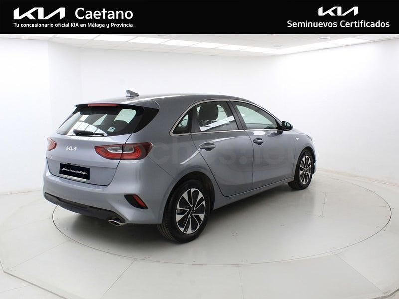Usado Kia Ceed 101 CV (74 kW) 2024 Plateado Utilitario
