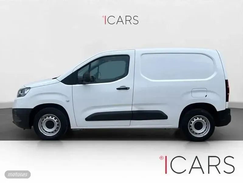 Usado Toyota Proace Verso 100 CV (73 kW) 2022 Blanco Familiar
