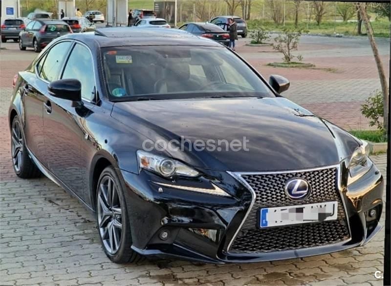 Usado Lexus IS300h Sport Line 223 CV (164 kW) 2014 Negro Berlina