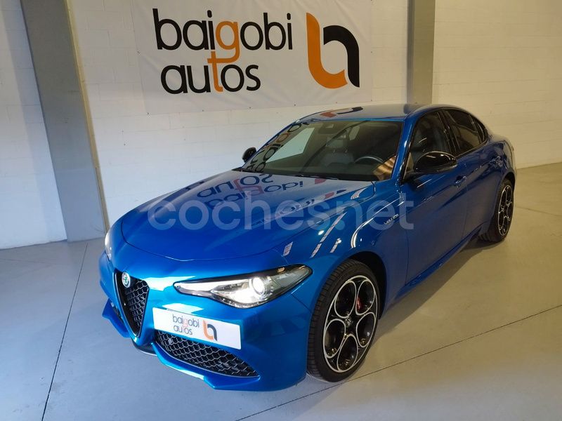 Azul Usado 2023 Alfa Romeo Giulia Veloce Berlina | 47.900 € (Caro) - Imagen 1/4