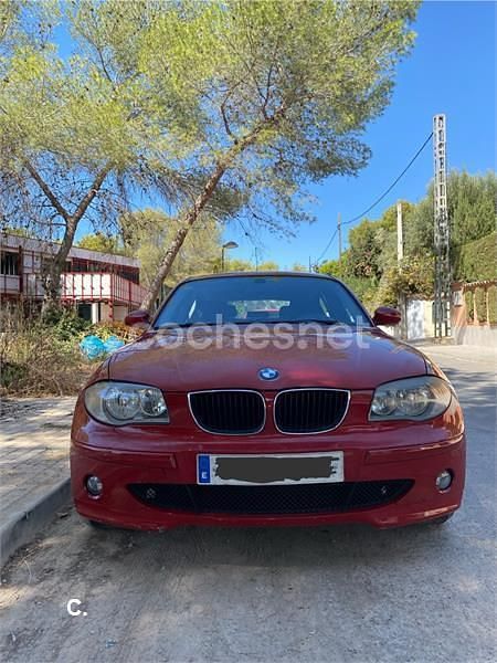 Rojo Usado 2007 BMW 118 Utilitario | 12.200 € - Imagen 1/4