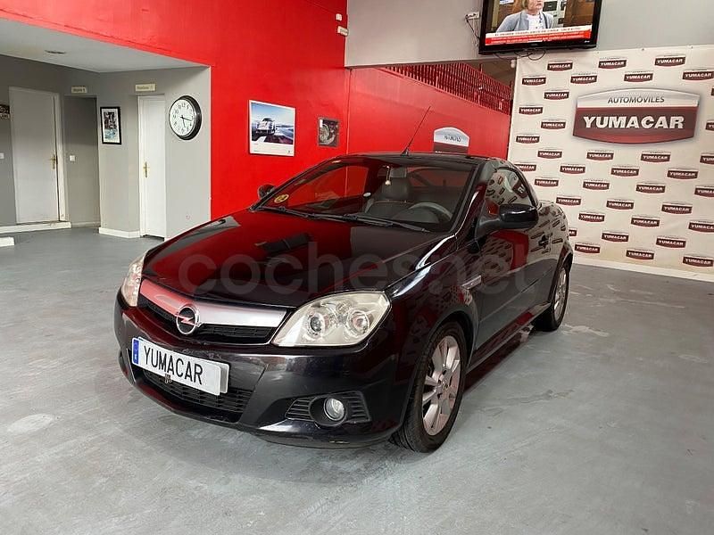 Usado Opel Tigra Edition 90 CV (66 kW) 2005 Negro Descapotable