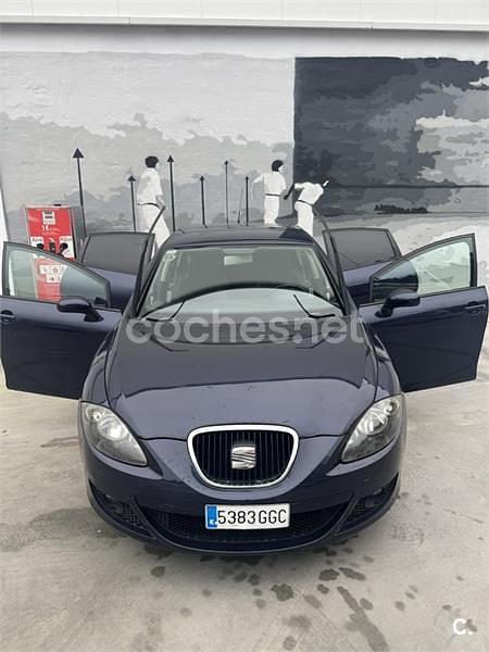 Usado Seat Leon Sport 140 CV (102 kW) 2008 Azul Berlina