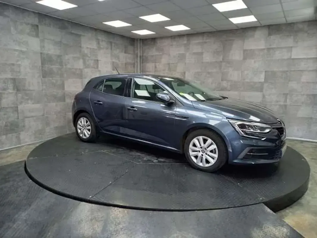 Usado Renault Mégane IV Bose Edition 116 CV (85 kW) 2022 Gris Utilitario