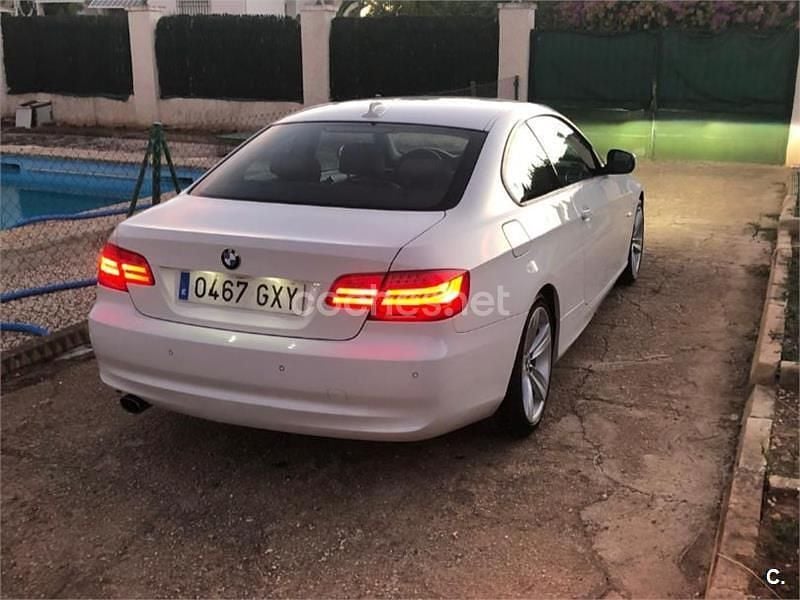 Usado BMW 320 Sport Line 177 CV (130 kW) 2010 Blanco Coupe