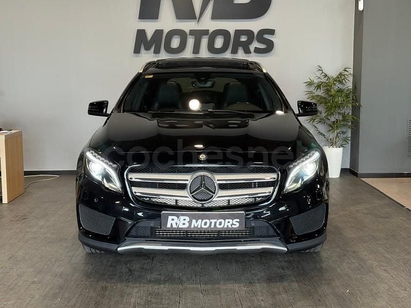 Usado Mercedes GLA220 AMG line 177 CV (130 kW) 2017 Negro SUV