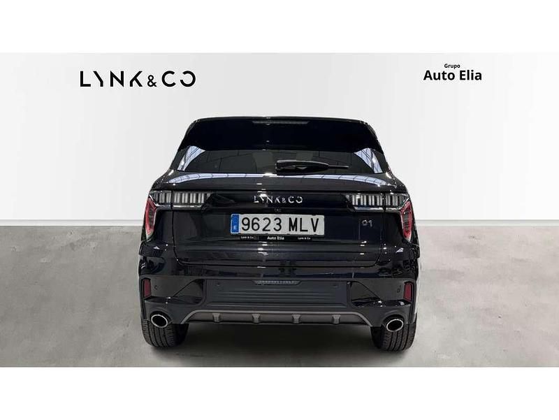 Usado Lynk & Co 01 261 CV (191 kW) 2023 Negro SUV