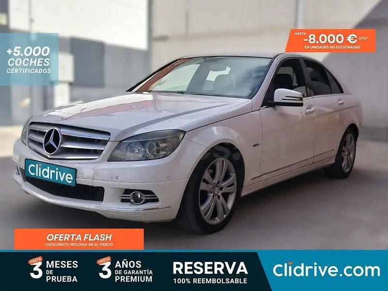 Usado Mercedes C200 136 CV (100 kW) 2009 Blanco Berlina