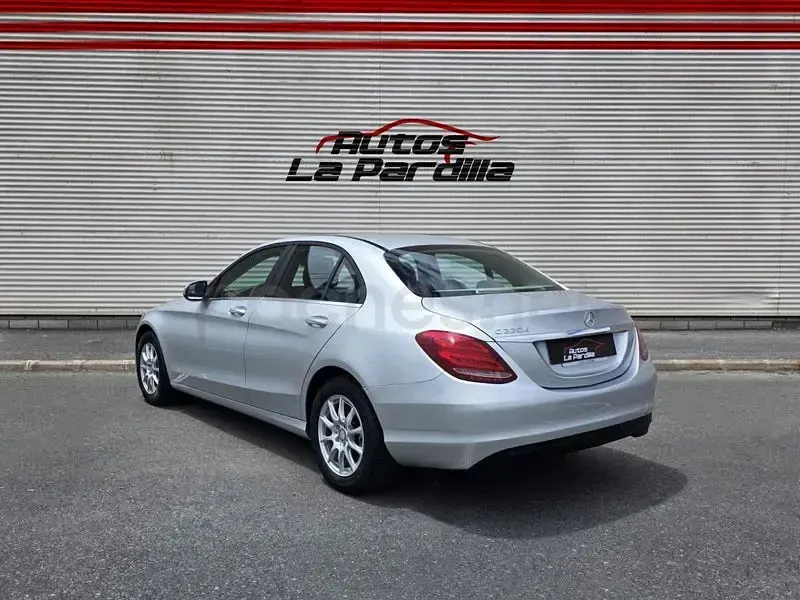 Usado Mercedes C220 170 CV (125 kW) 2017 Gris / plata Berlina