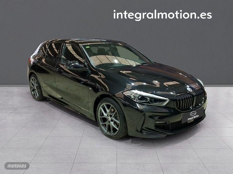 Usado BMW 116 115 HP (84 kW) 2023 Preto Citadino