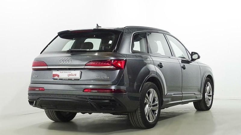 Usado Audi Q7 S-Line 456 CV (335 kW) 2021 Gris SUV