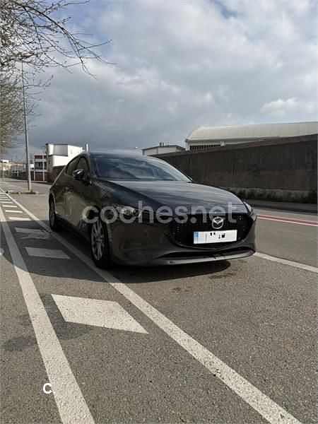 Usado Mazda 3 122 CV (89 kW) 2020 Gris / plata Berlina