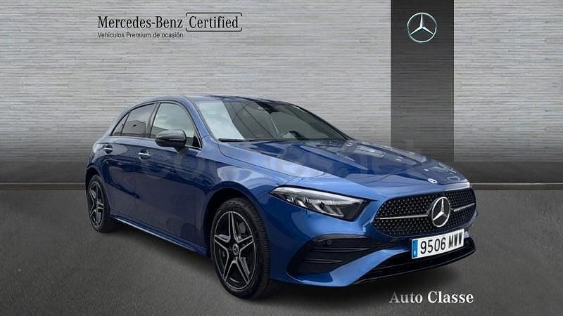 Usado Mercedes A250 218 CV (160 kW) 2024 Azul Berlina