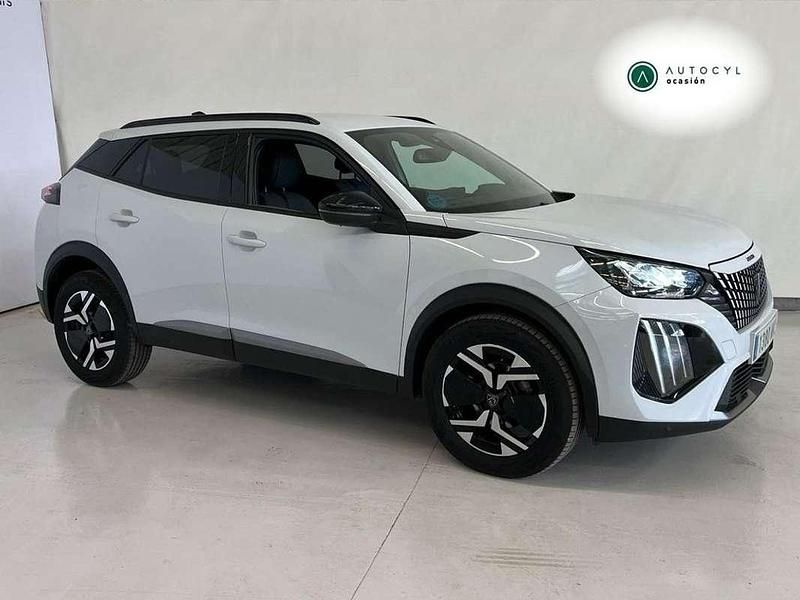 Usado Peugeot 2008 Active 103 CV (75 kW) 2023 Blanco SUV