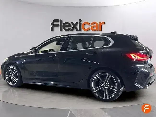 Usado BMW 118 140 CV (102 kW) 2019 Negro Utilitario