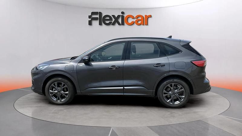 Usado Ford Kuga ST-Line 227 CV (166 kW) 2023 Gris SUV