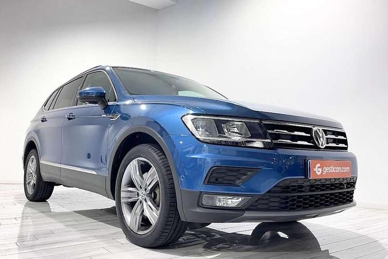 Usado VW Tiguan Allspace Advance 150 CV (110 kW) 2021 Azul SUV