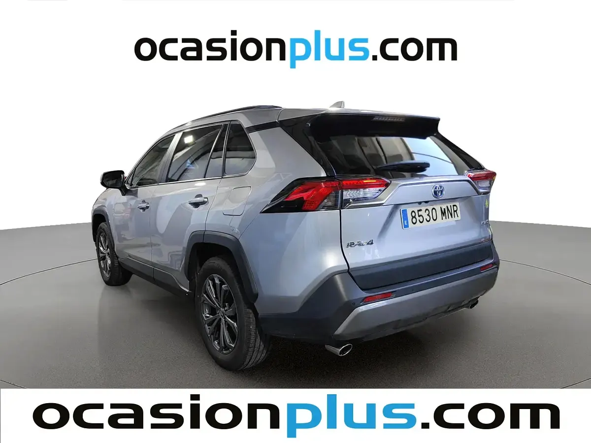 Käytetty Toyota RAV4 Advance 218 HP (160 kW) 2024 Harmaa Katumaasturi