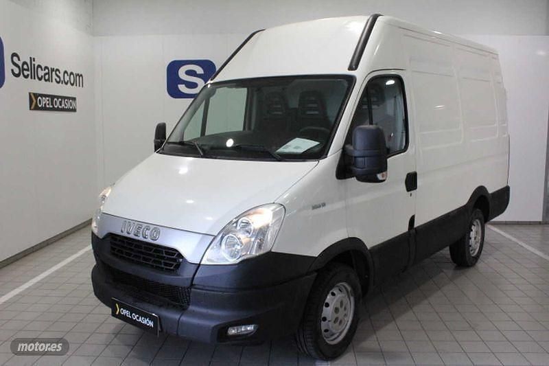 Blanco Usado 2014 Iveco Daily Van | 15.490 € - Imagen 1/4