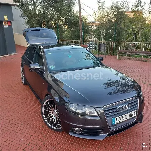 Usado Audi A4 S-Line 240 CV (176 kW) 2011 Gris / plata Familiar