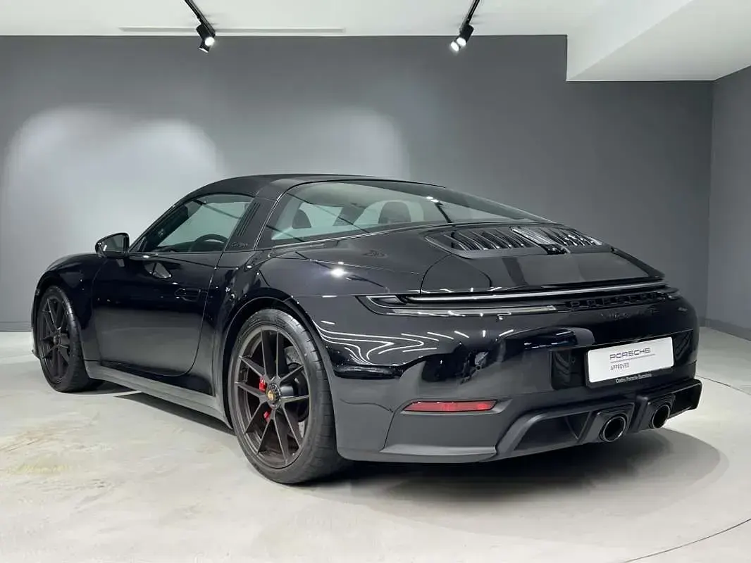 Nuevo Porsche 992 485 CV (356 kW) 2025 Negro Coupe