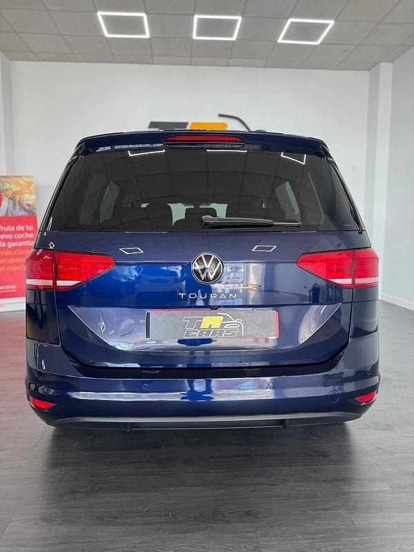 Usado VW Touran 122 CV (89 kW) 2021 Azul Monovolumen