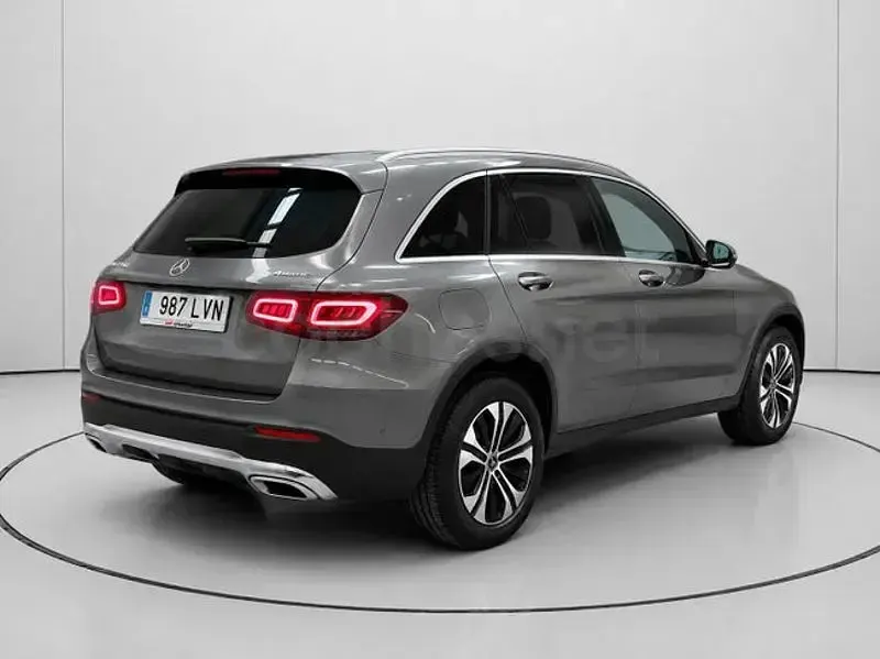 Usado Mercedes GLC220 194 CV (142 kW) 2021 Gris / plata SUV