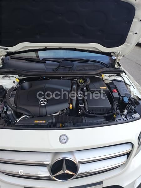 Usado Mercedes GLA220 AMG line 170 CV (125 kW) 2015 Blanco SUV