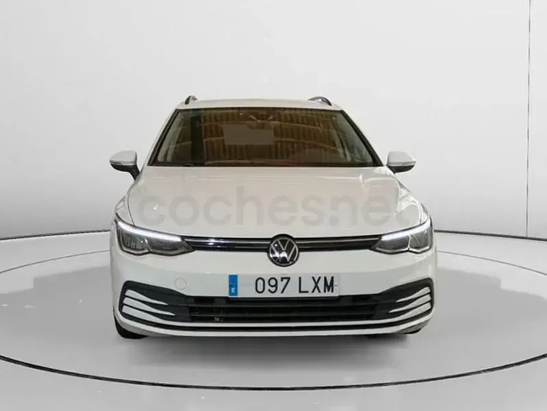 Usado VW Golf VIII 110 CV (80 kW) 2022 Blanco Berlina