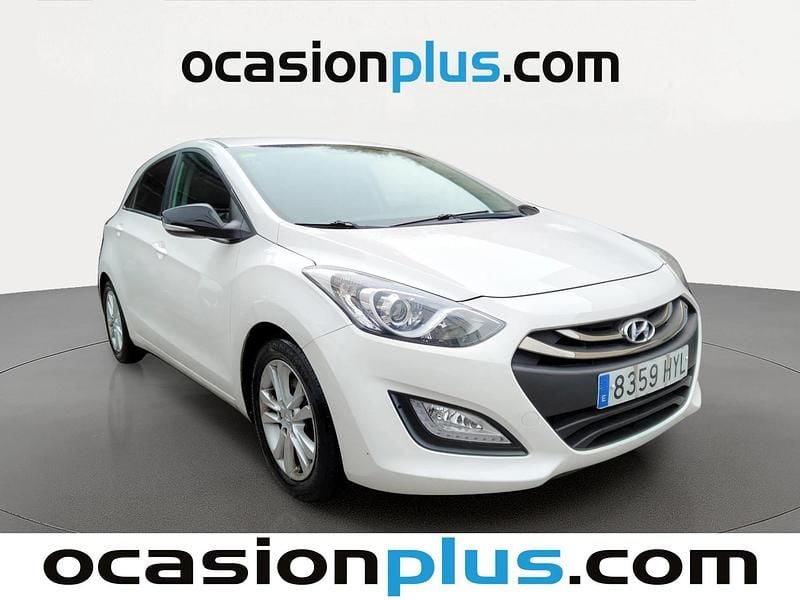 Usado Hyundai i30 GO! 101 CV (74 kW) 2014 Blanco Utilitario