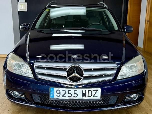 Usado Mercedes C220 Avantgarde 170 CV (125 kW) 2009 Azul Familiar