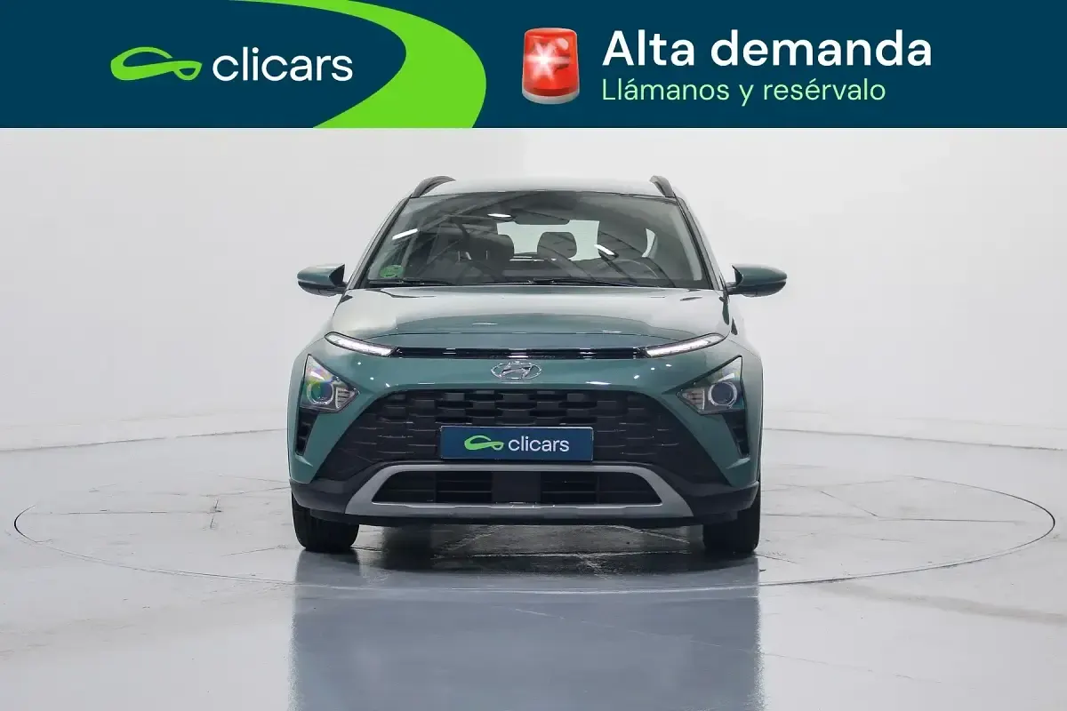 Usado Hyundai Bayon 84 CV (61 kW) 2023 Gris SUV