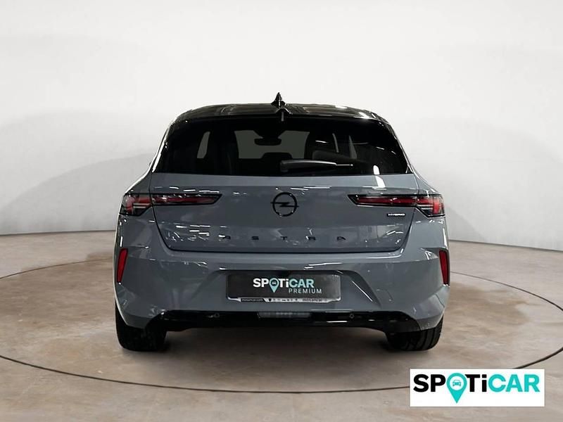 Nuevo Opel Astra 146 CV (107 kW) 2025 Gris Berlina