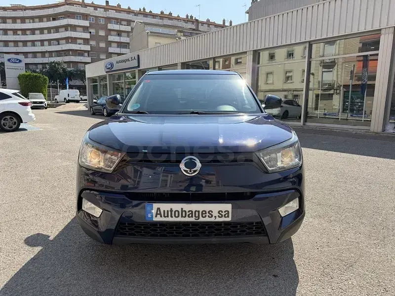 Usado SsangYong Tivoli 115 CV (84 kW) 2017 Azul SUV