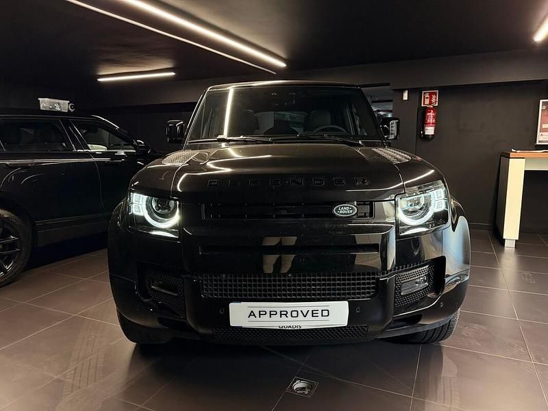 Usado Land Rover Defender SE Dynamic 249 CV (183 kW) 2024 Negro SUV