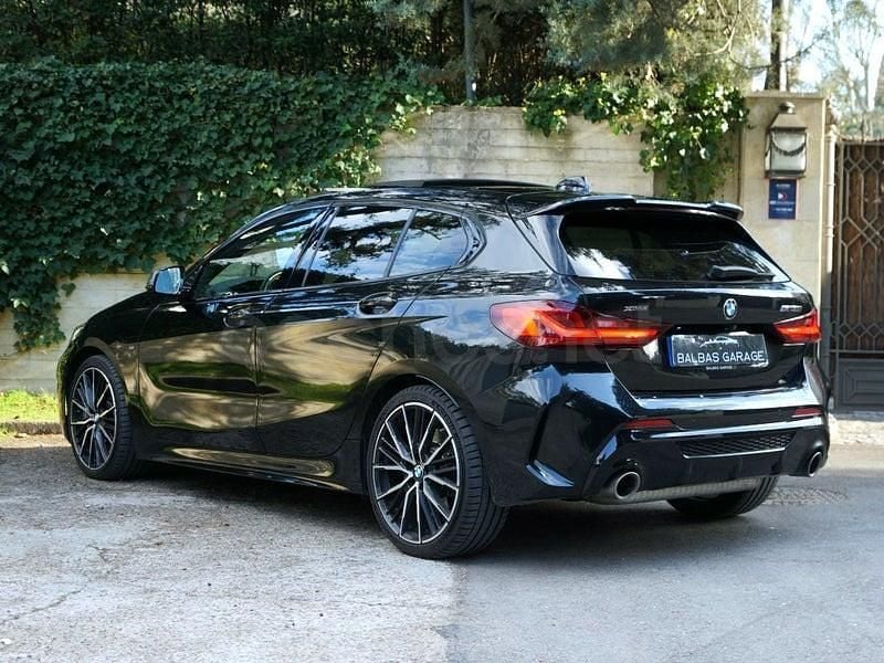 Usado BMW M135 Comfort Edition 306 CV (225 kW) 2020 Negro Utilitario