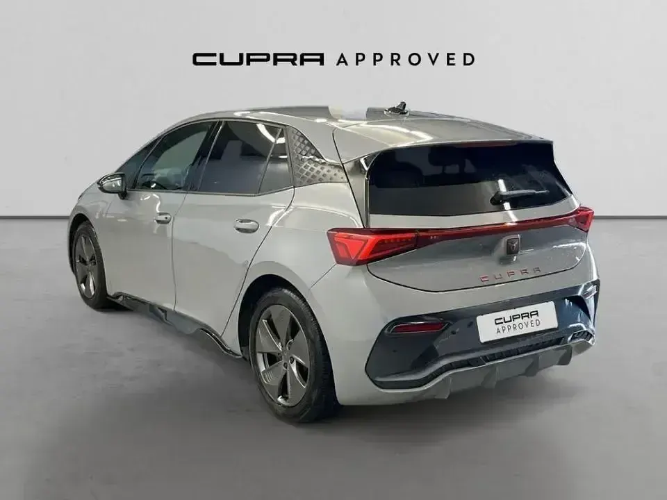 Usado Cupra Born 150 kW (204 CV) 2023 Gris Utilitario