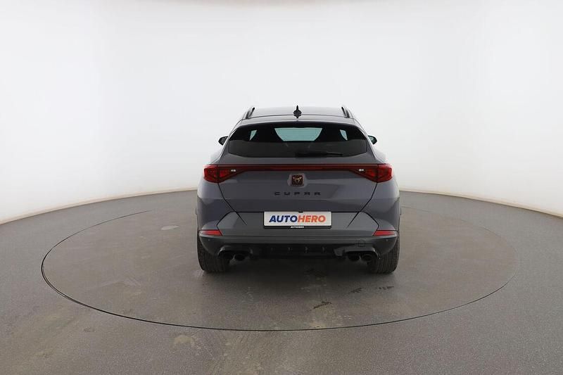 Usado Cupra Formentor VZ 310 CV (228 kW) 2021 Gris SUV