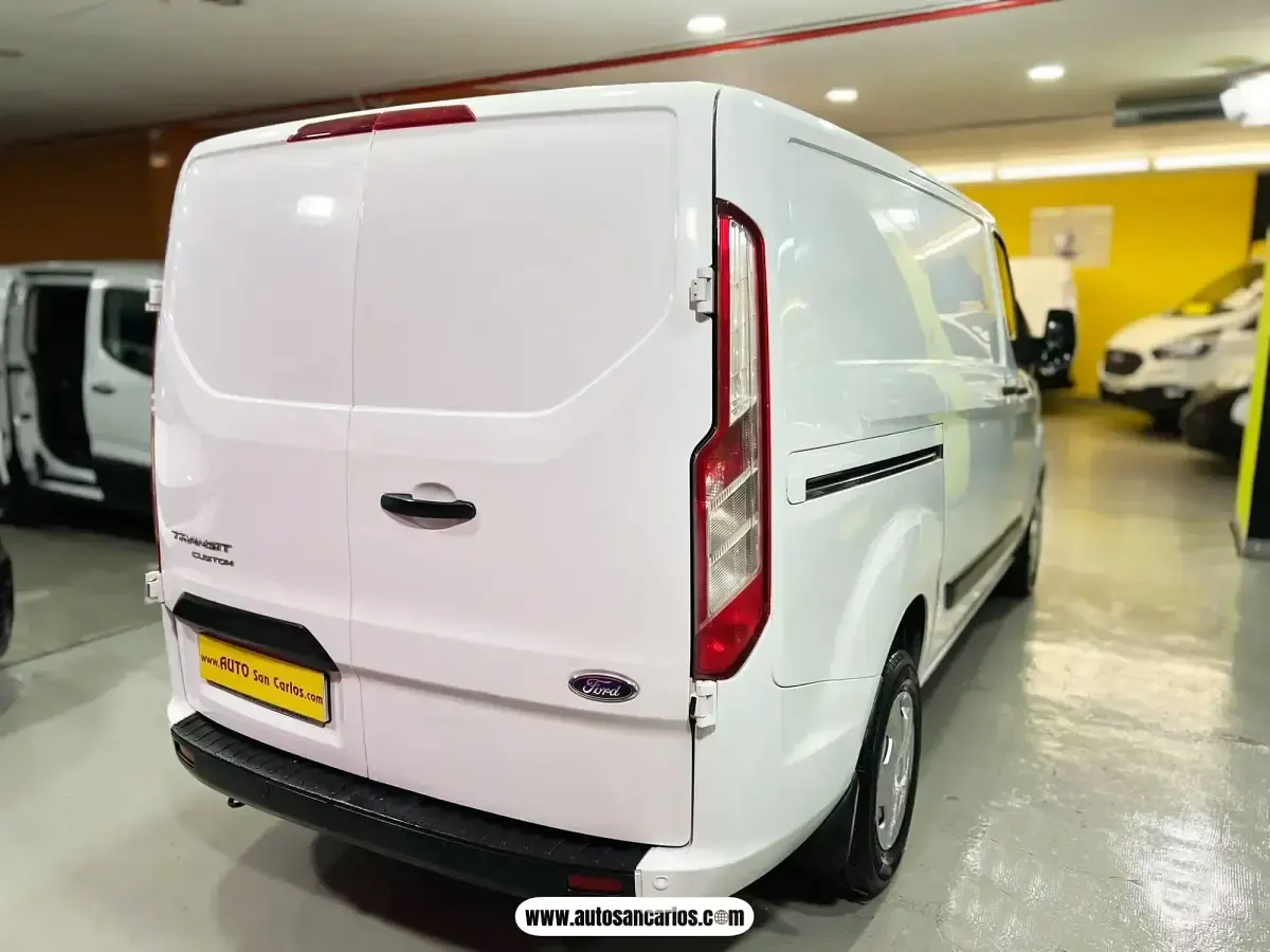 Usado Ford Transit Custom Ambiente 130 CV (95 kW) 2021 Blanco Van